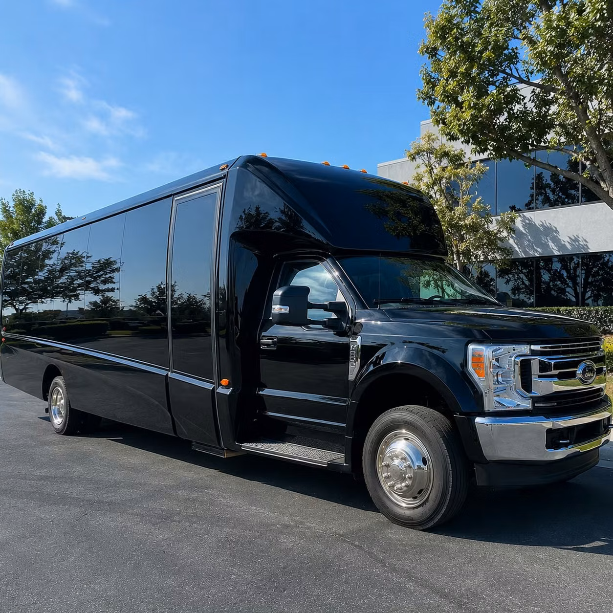 15 passenger minibus