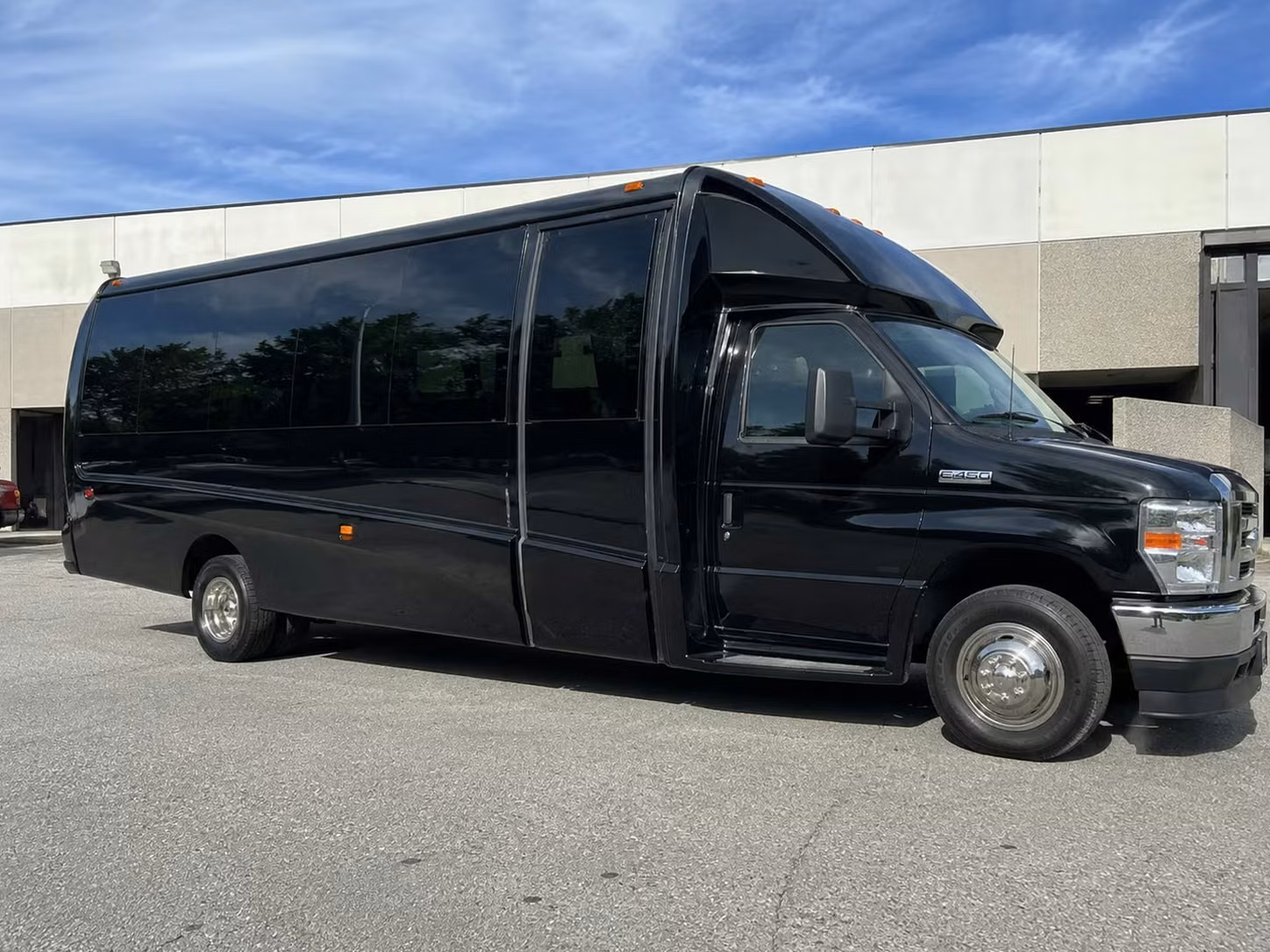 18 passenger minibus